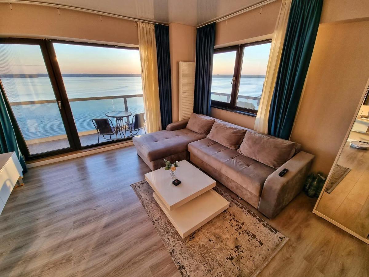 Marcony Boutique Apartments Mamaia Extérieur photo