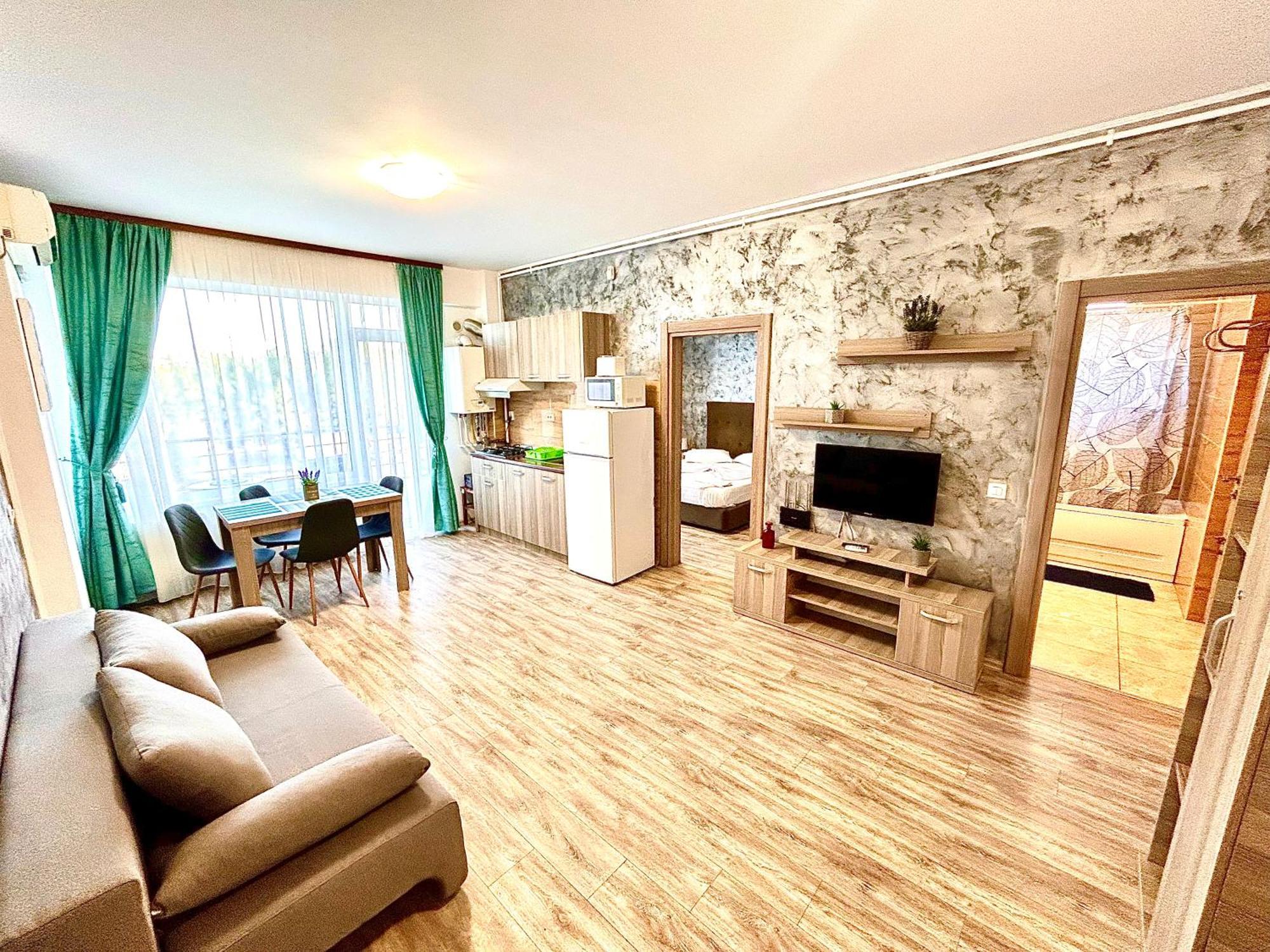 Marcony Boutique Apartments Mamaia Extérieur photo