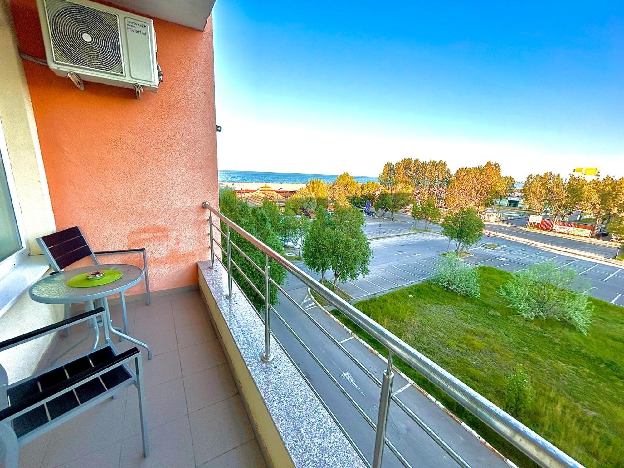 Marcony Boutique Apartments Mamaia Extérieur photo