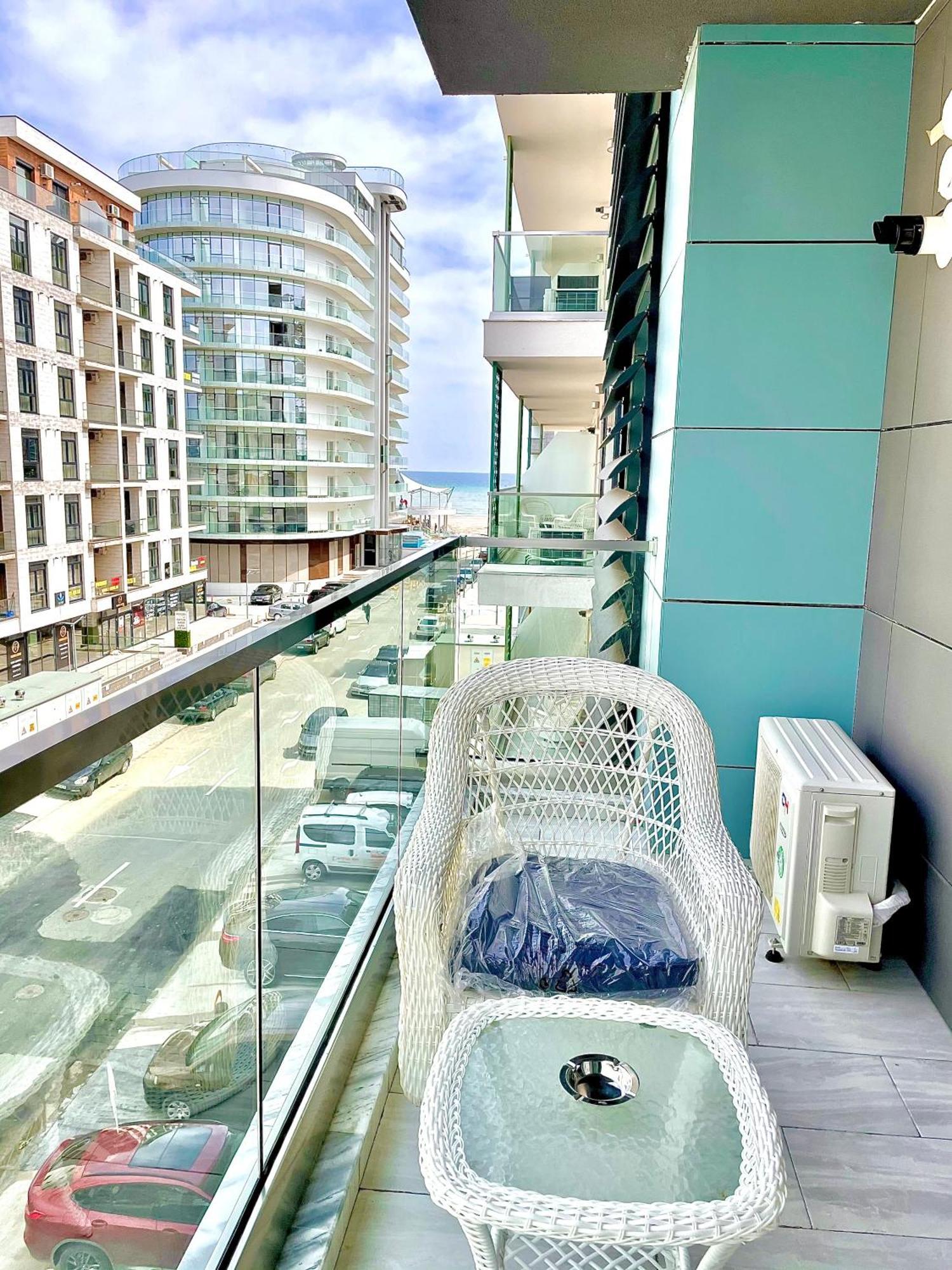 Marcony Boutique Apartments Mamaia Extérieur photo