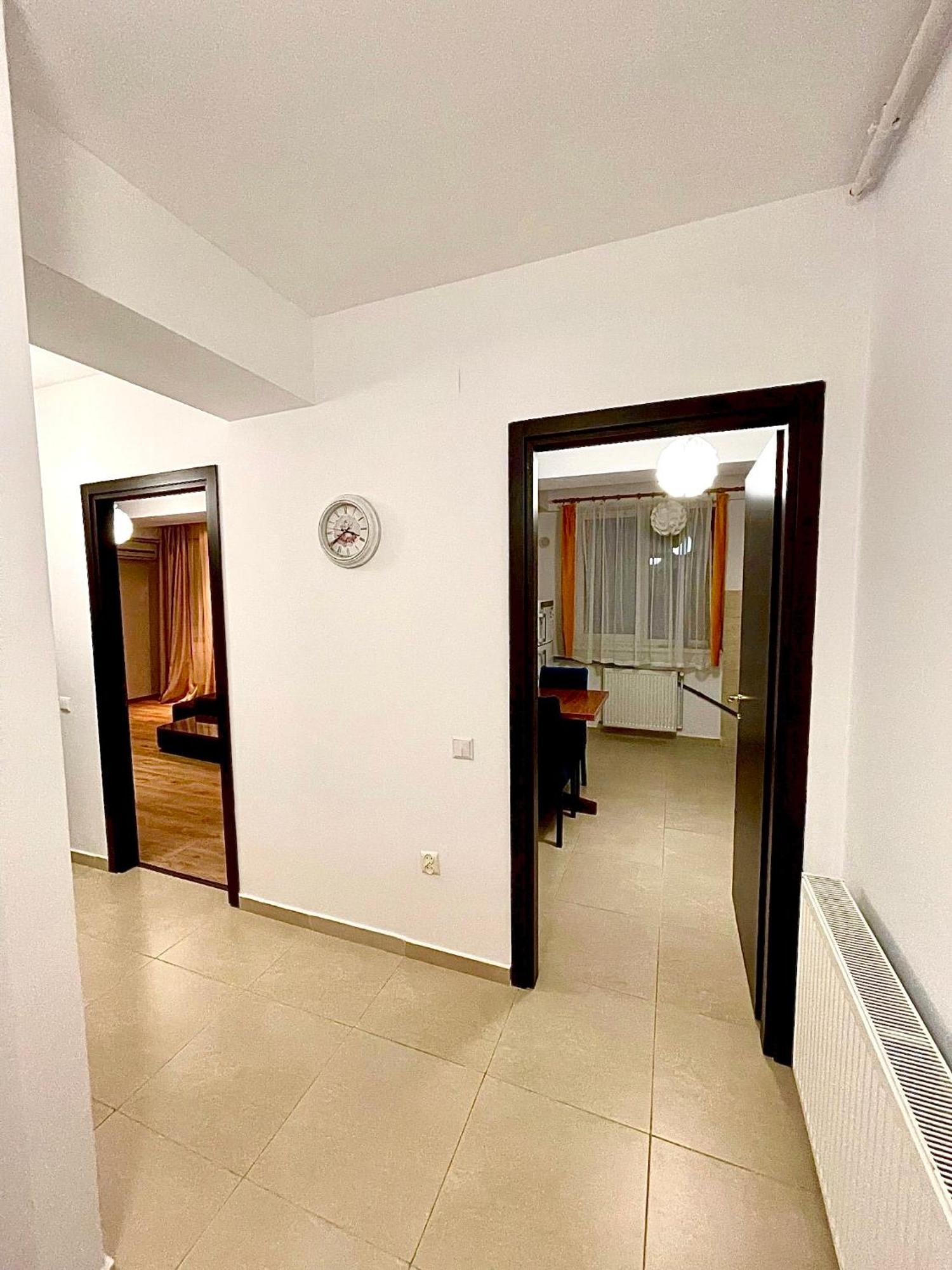 Marcony Boutique Apartments Mamaia Extérieur photo